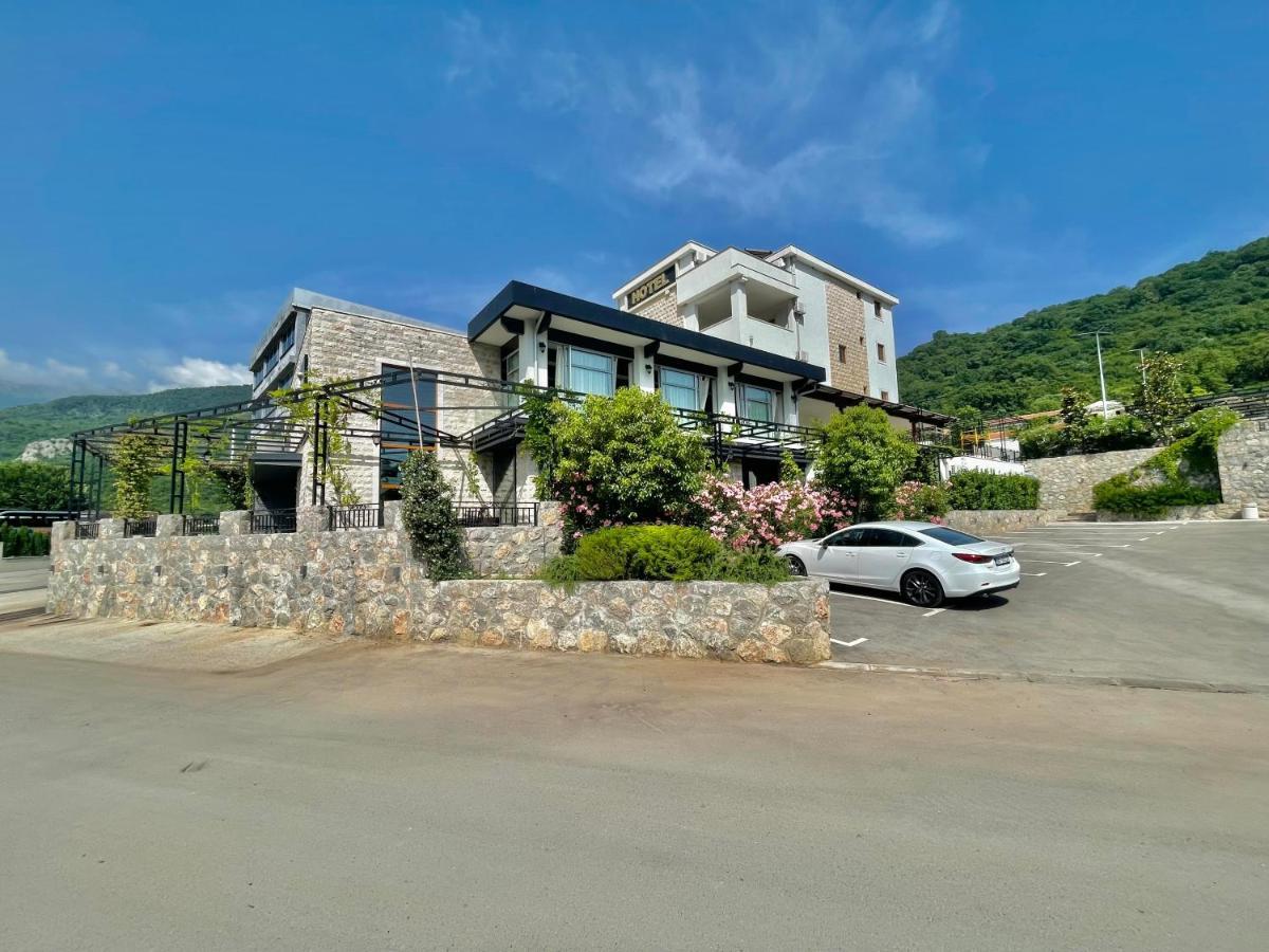 Hotel Opera Jaz Budva Bagian luar foto