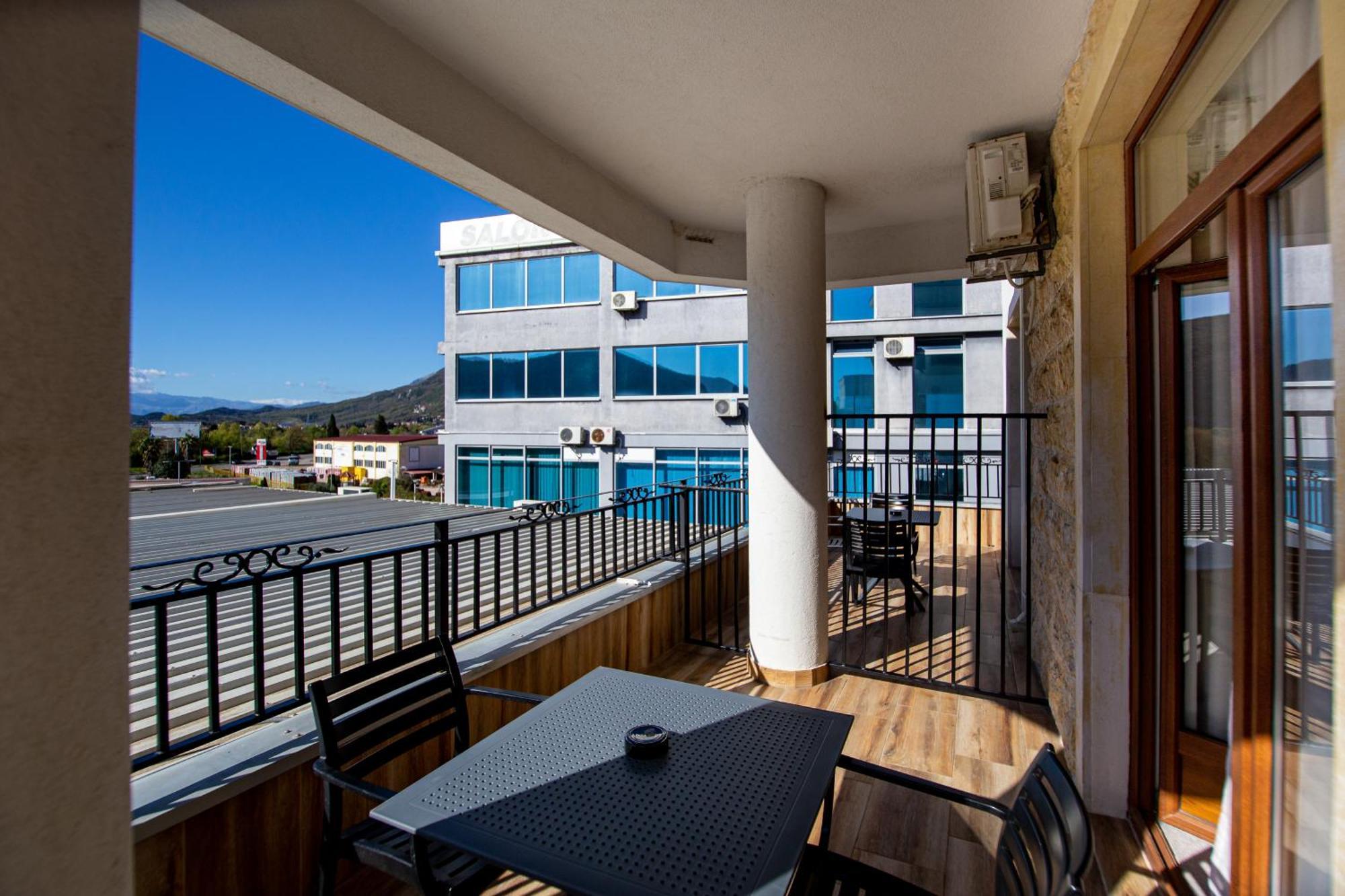 Hotel Opera Jaz Budva Ruang foto
